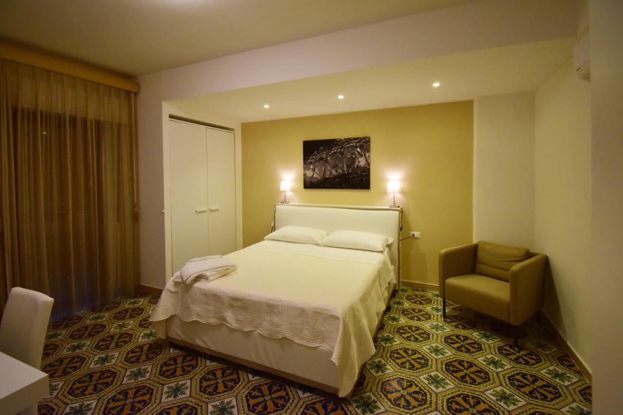 Le Stanze Del Grillo Bed & Breakfast Palermo Luaran gambar